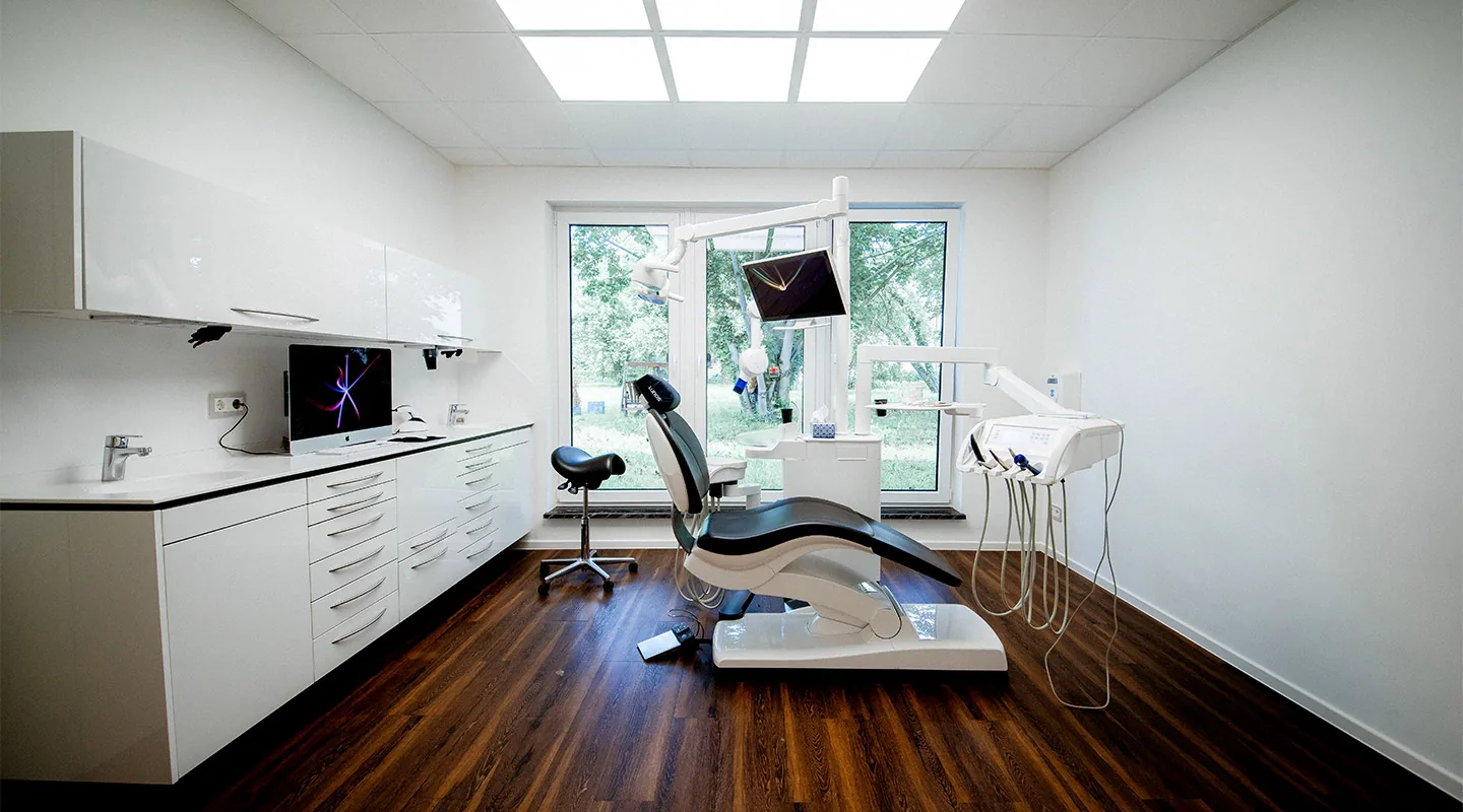 Behandlungszimmer der Praxis